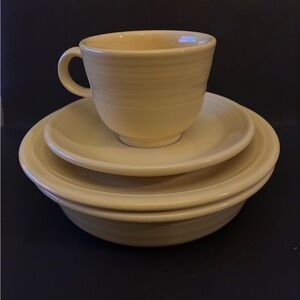 4 Piece FIESTAWare Homer Laughlin Light Pale Yellow
